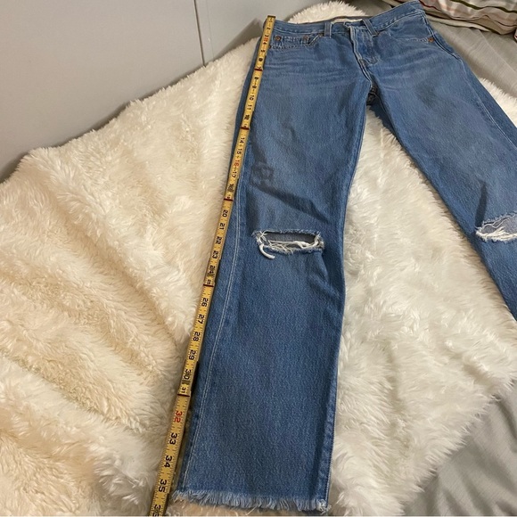 Levi’s Wedgie Straight Light Wash Jeans Size 24 - Picture 14 of 15